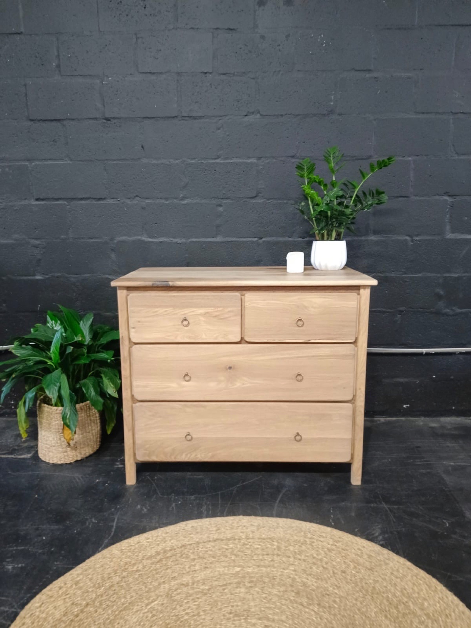 Light oak chest of drawers
